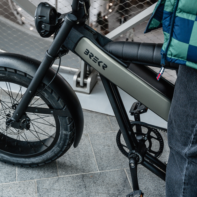 Brekr F250 Graphite Grey